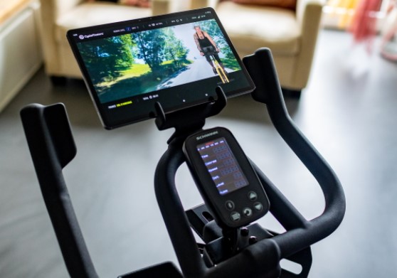 Tablet virtual spinning app